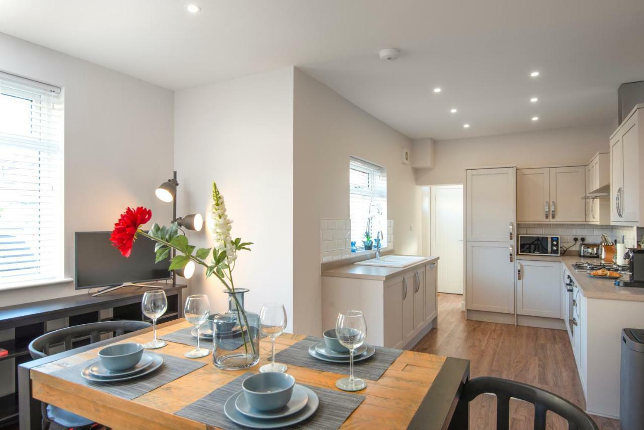 Morley Cottage - Modern 3 Bedroom, 2 Bathroom House With Garden In Southsea, Portsmouth Eksteriør billede