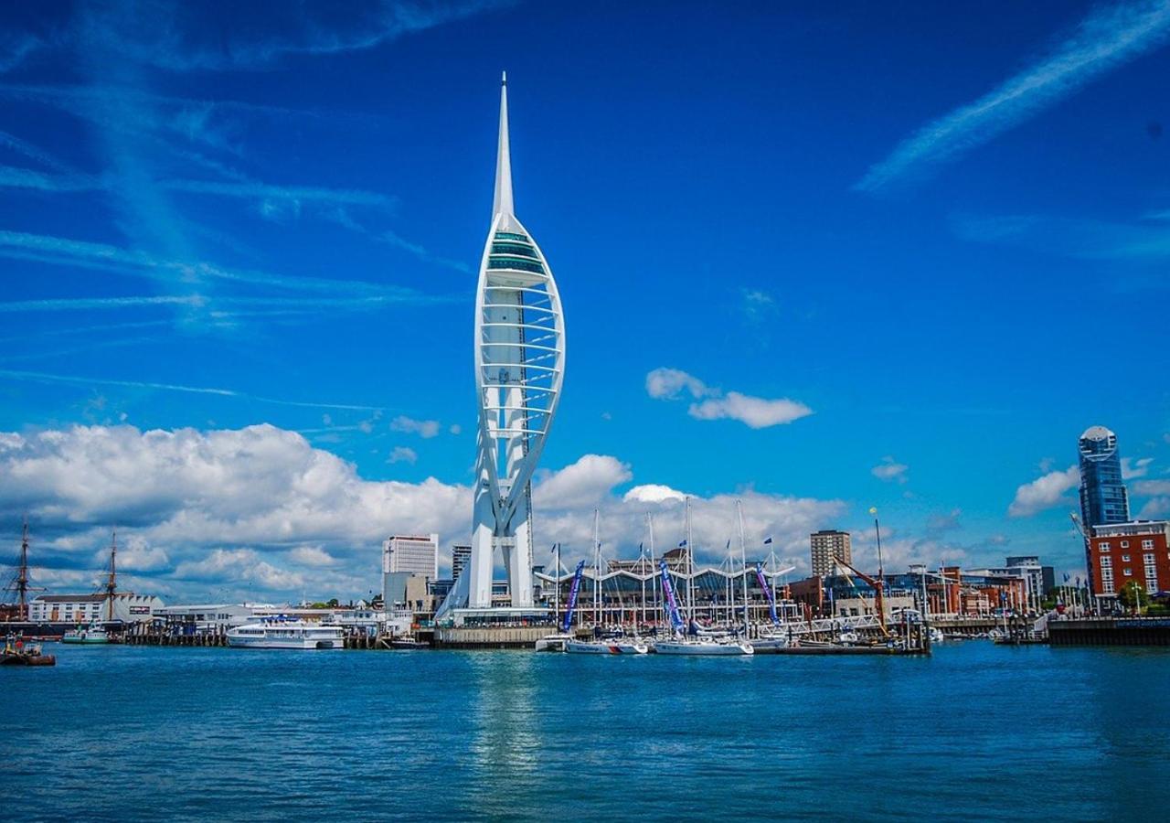 Morley Cottage - Modern 3 Bedroom, 2 Bathroom House With Garden In Southsea, Portsmouth Eksteriør billede